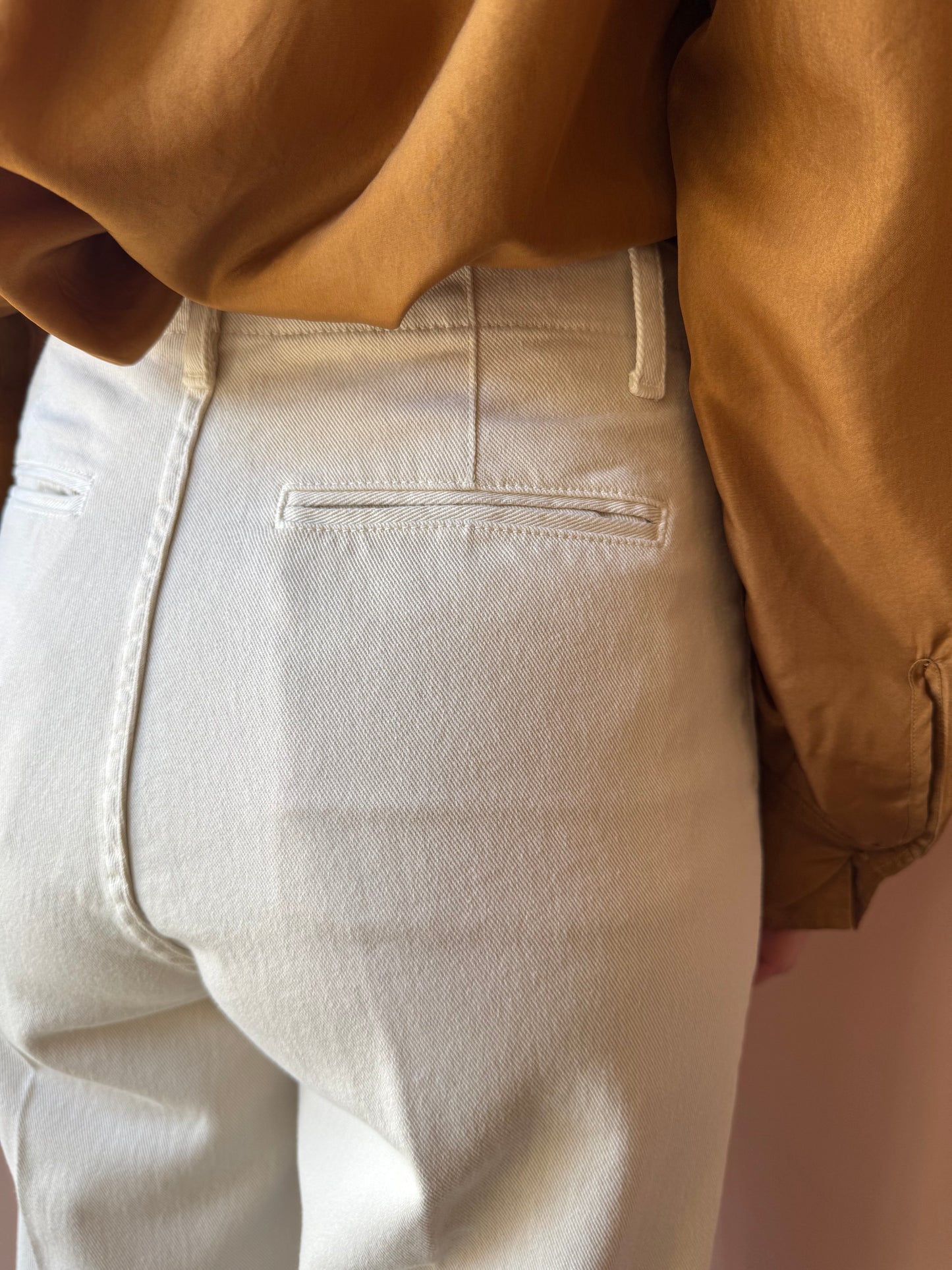 Pantaloni naturale Madame Venice