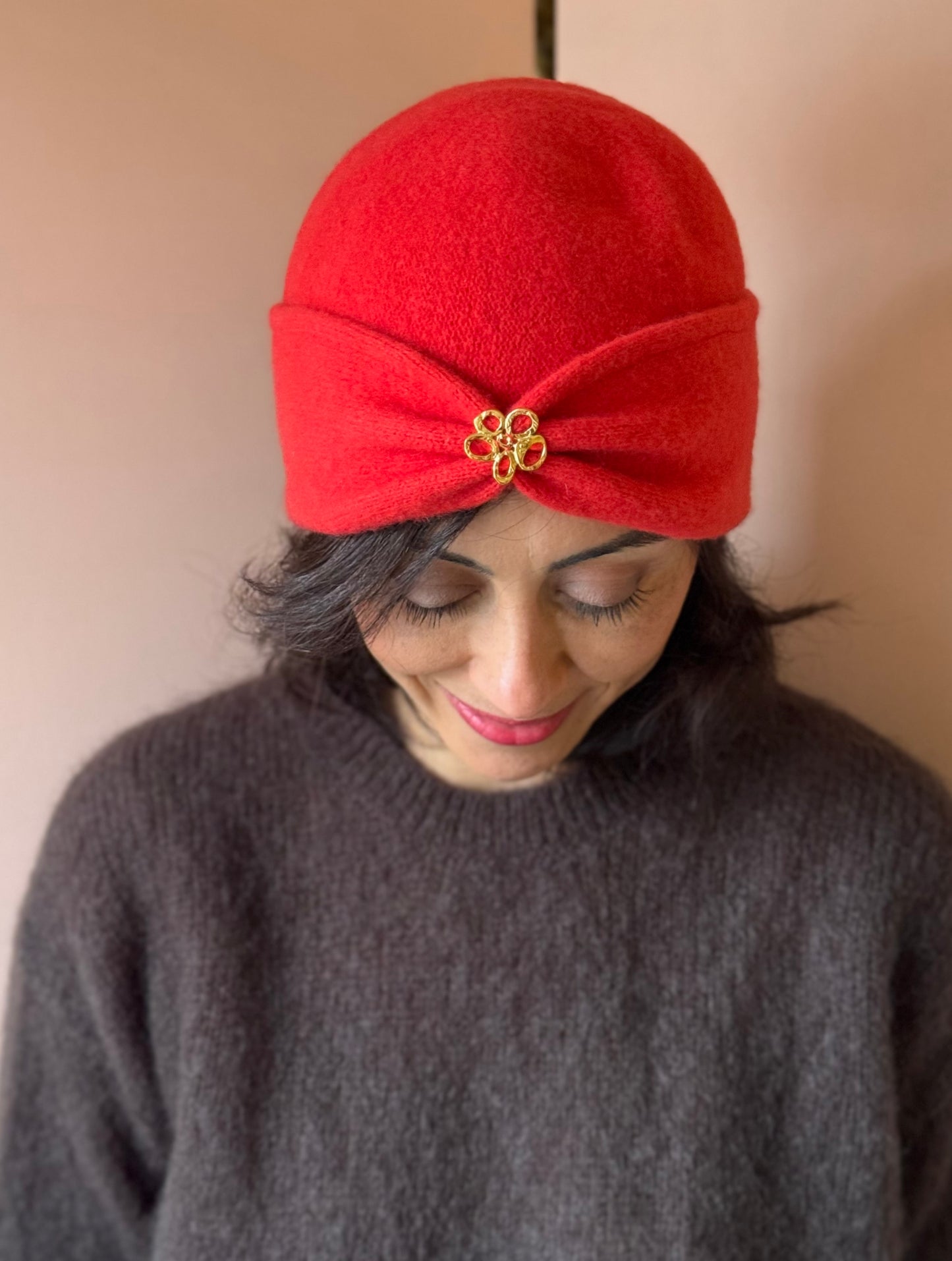 Cappello Alva rosso Ariane Lespire