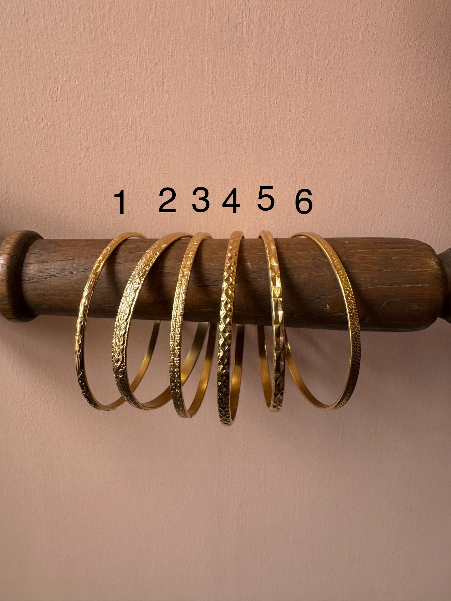 Bracciali rigidi in acciaio