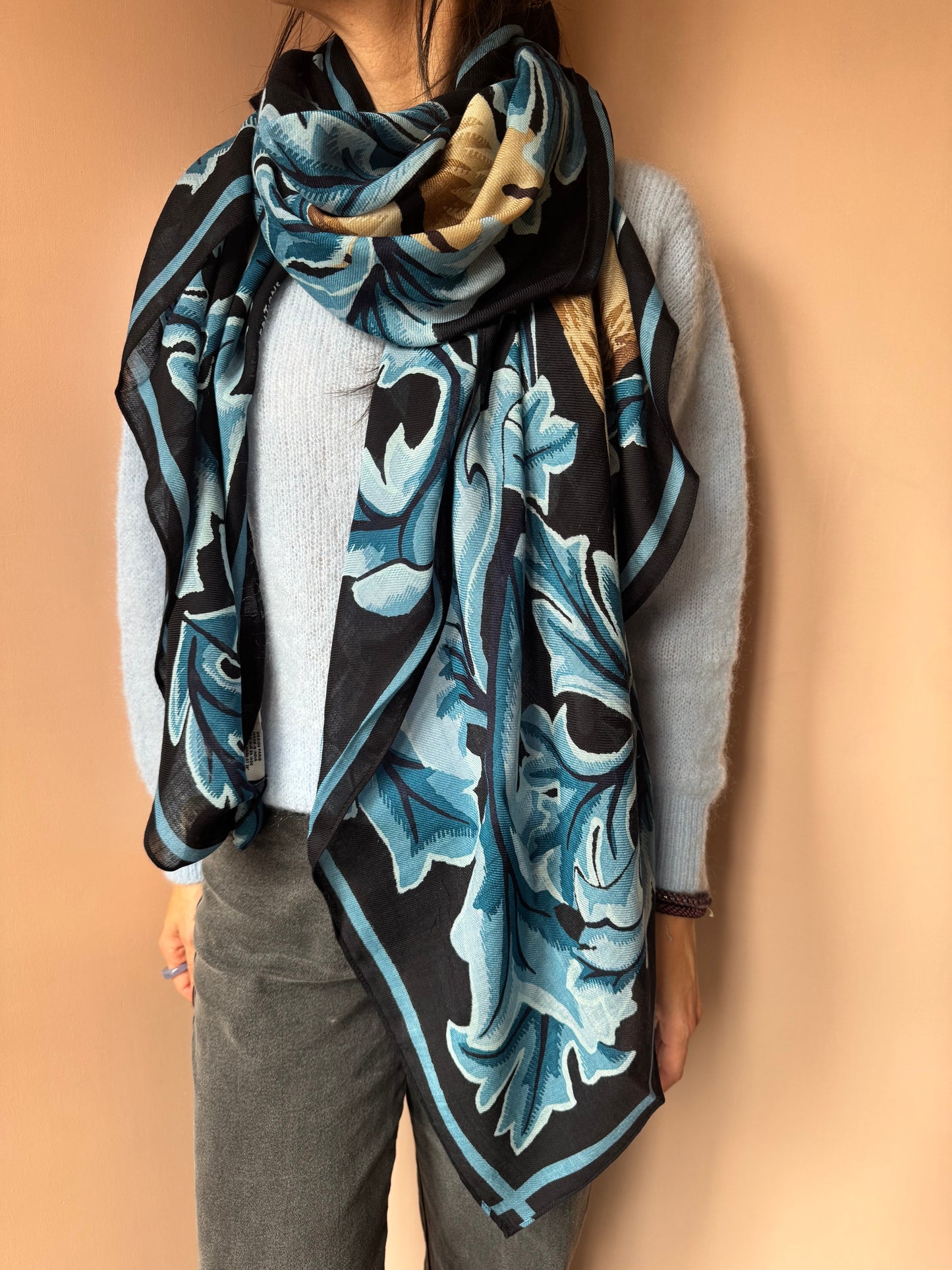 Sciarpa Leonard blu Inoui