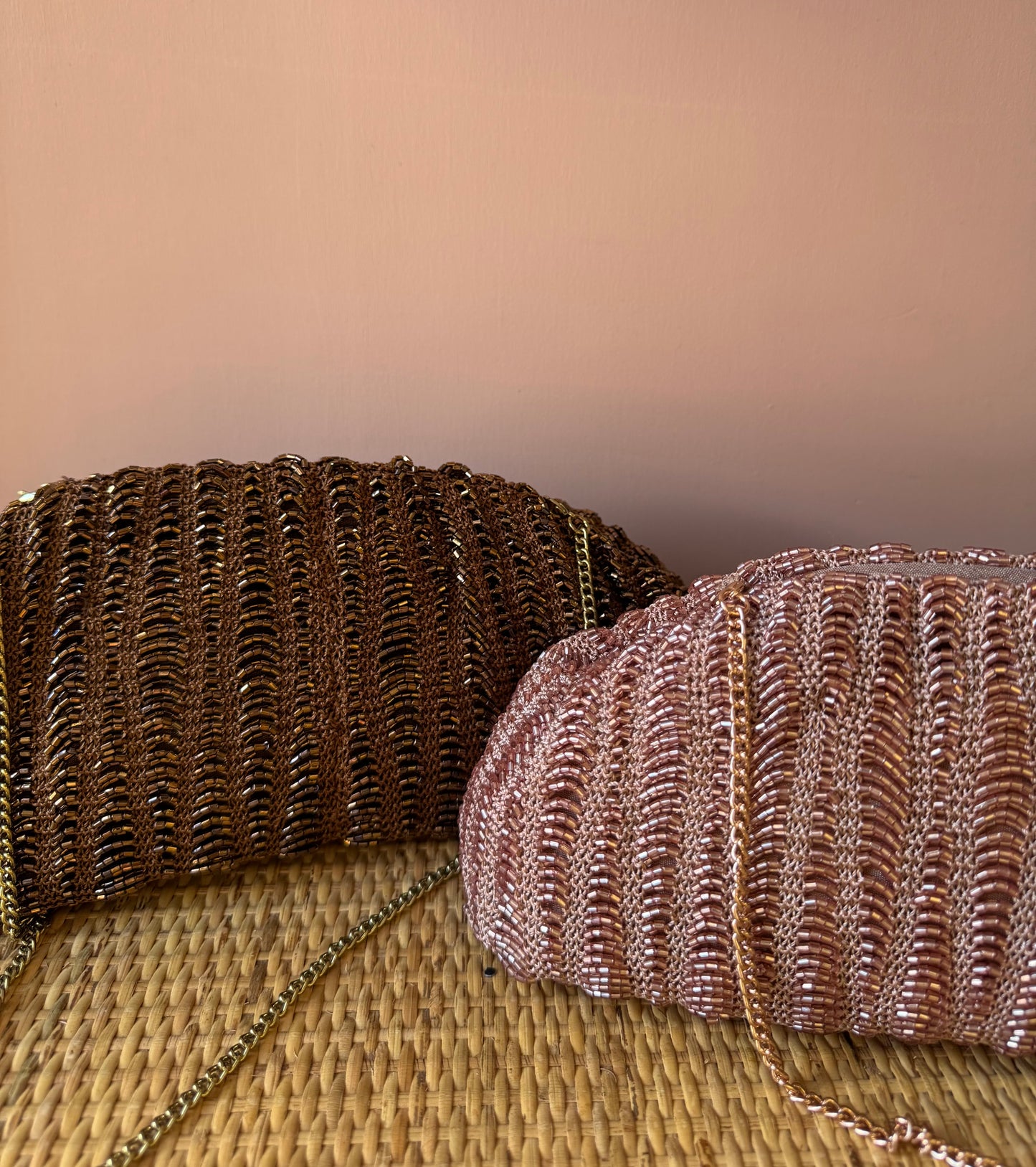 Clutch mezzaluna