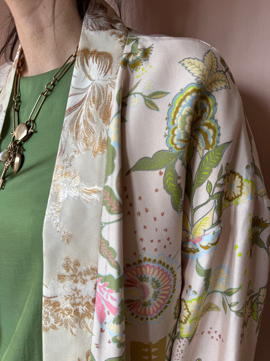 Kimono corto Wu Side fantasia rosa