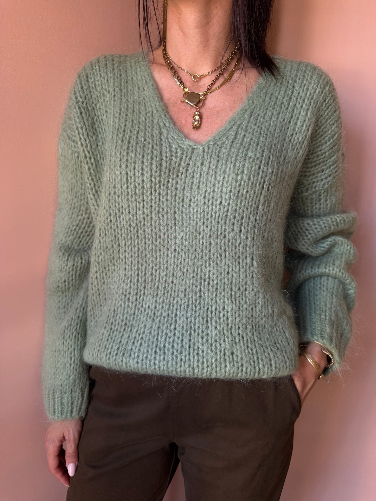 Maglione scollo V verde Neirami