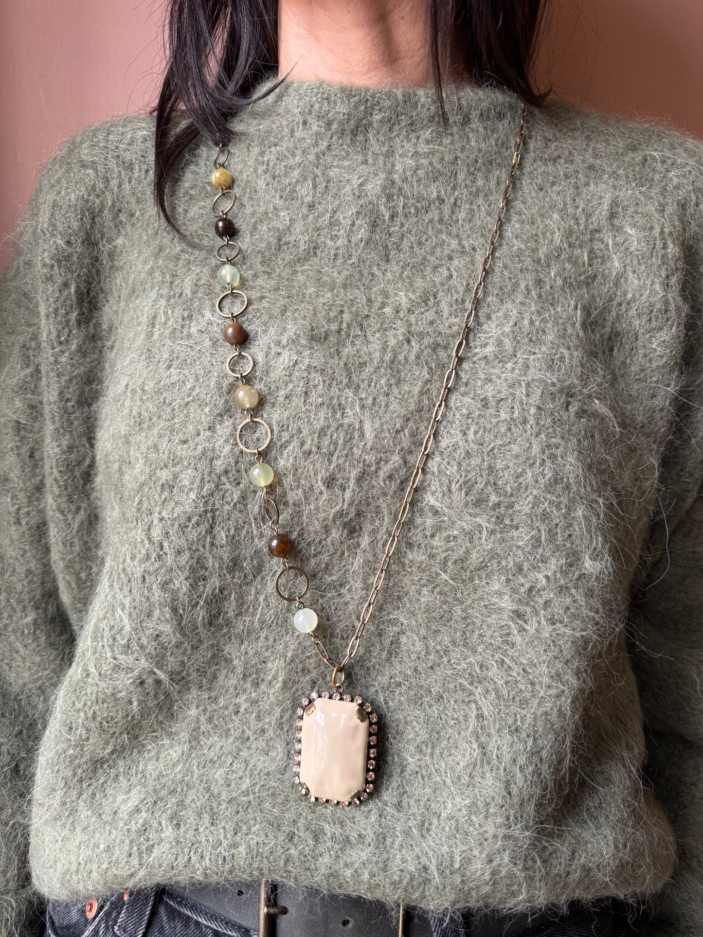 Collana castone bordato e pietre Unique