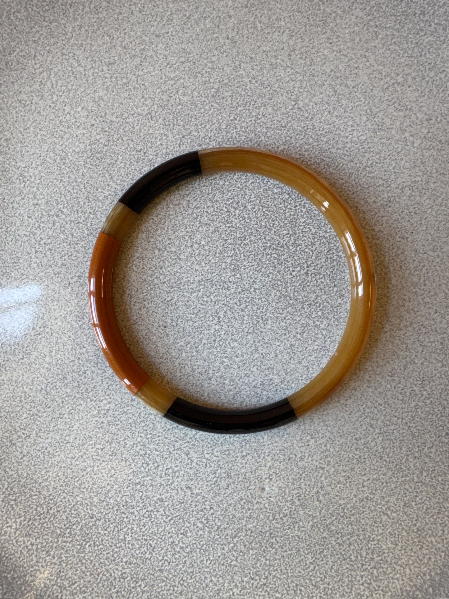 Bracciali rigidi smaltati