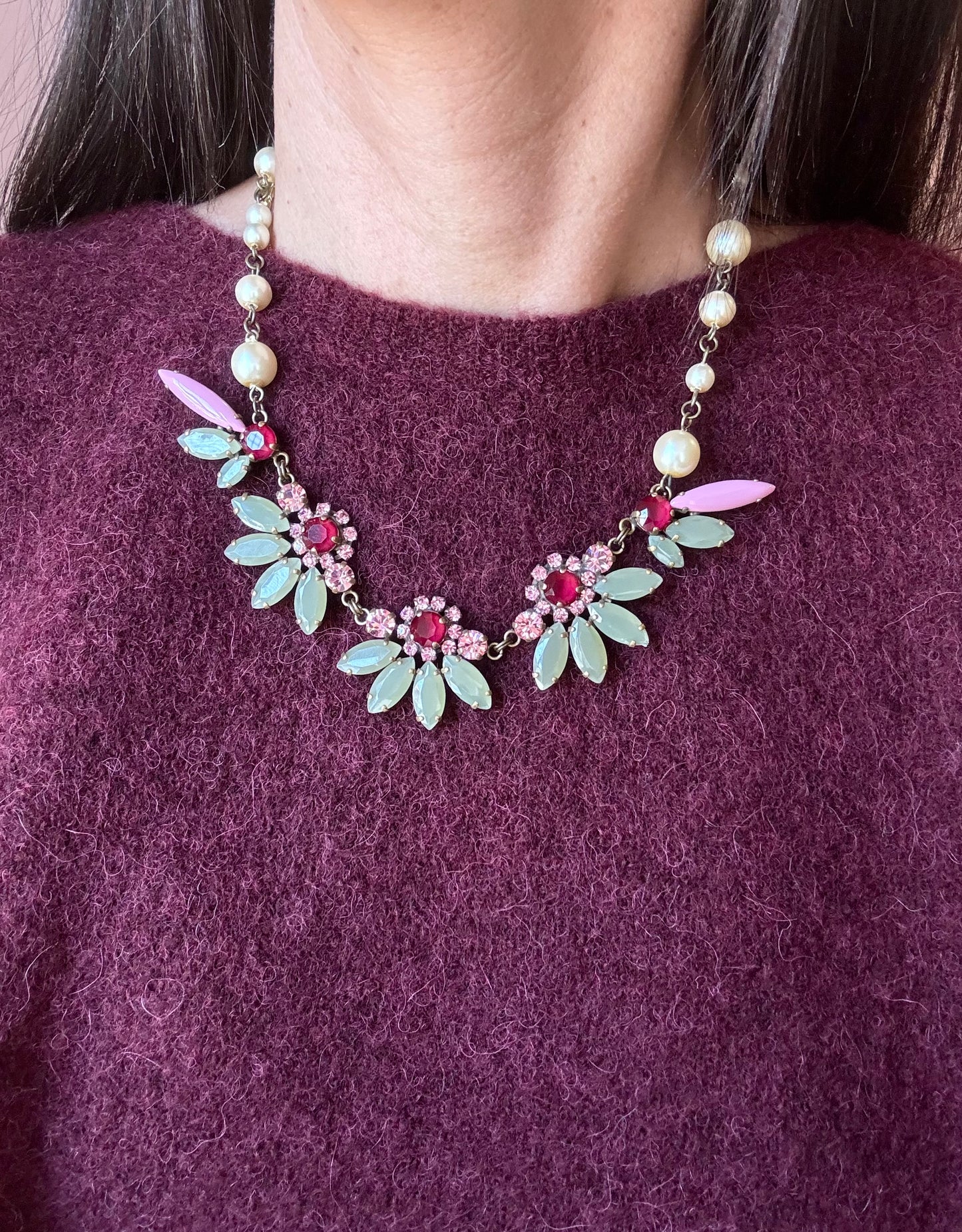 Collana fiori e perle verde e rosa UNIQUE
