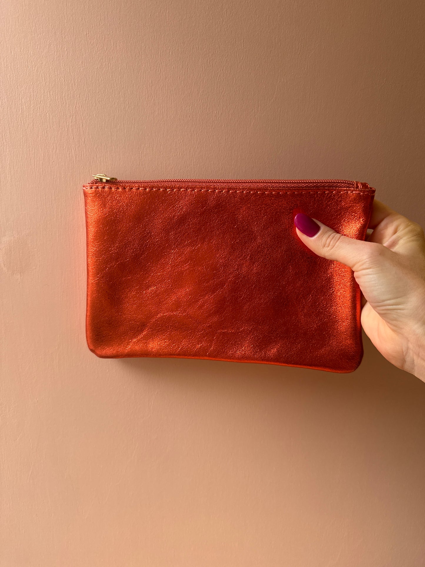 Pochette in pelle metallizzata Tg.L