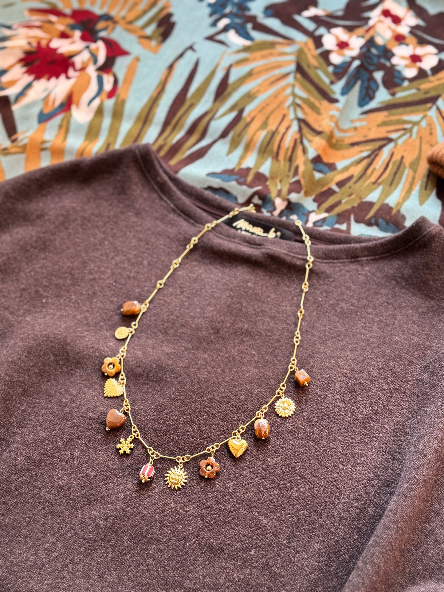 Collana Charms caramello