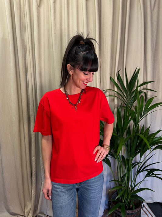 T-Shirt over fragola American Vintage