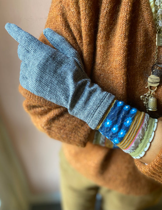 Guanti fiorellini azzurri Exquisite J