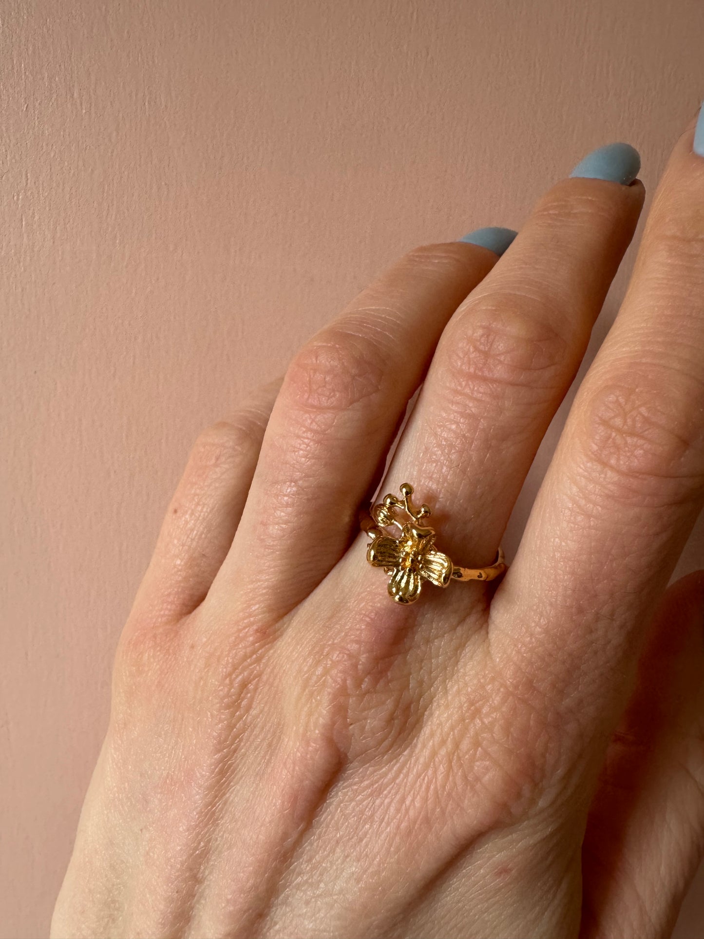 Anello fiore placcato oro