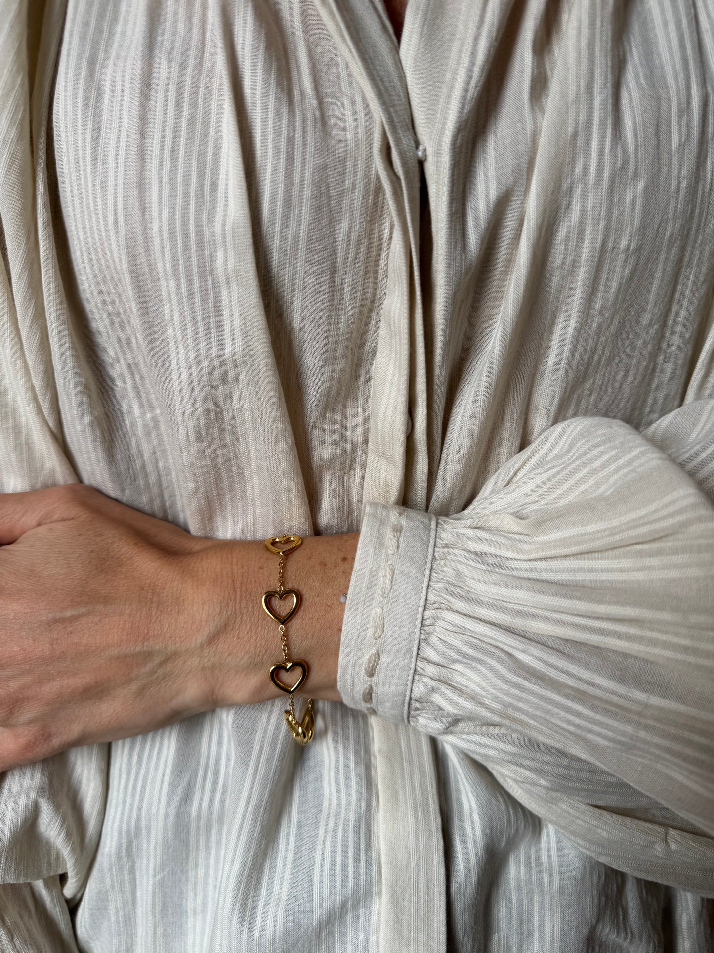 Bracciale cuori vuoti