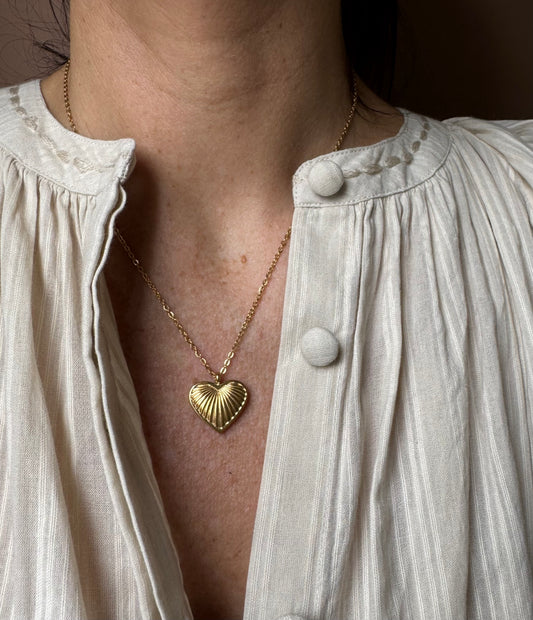 Girocollo cuore striato