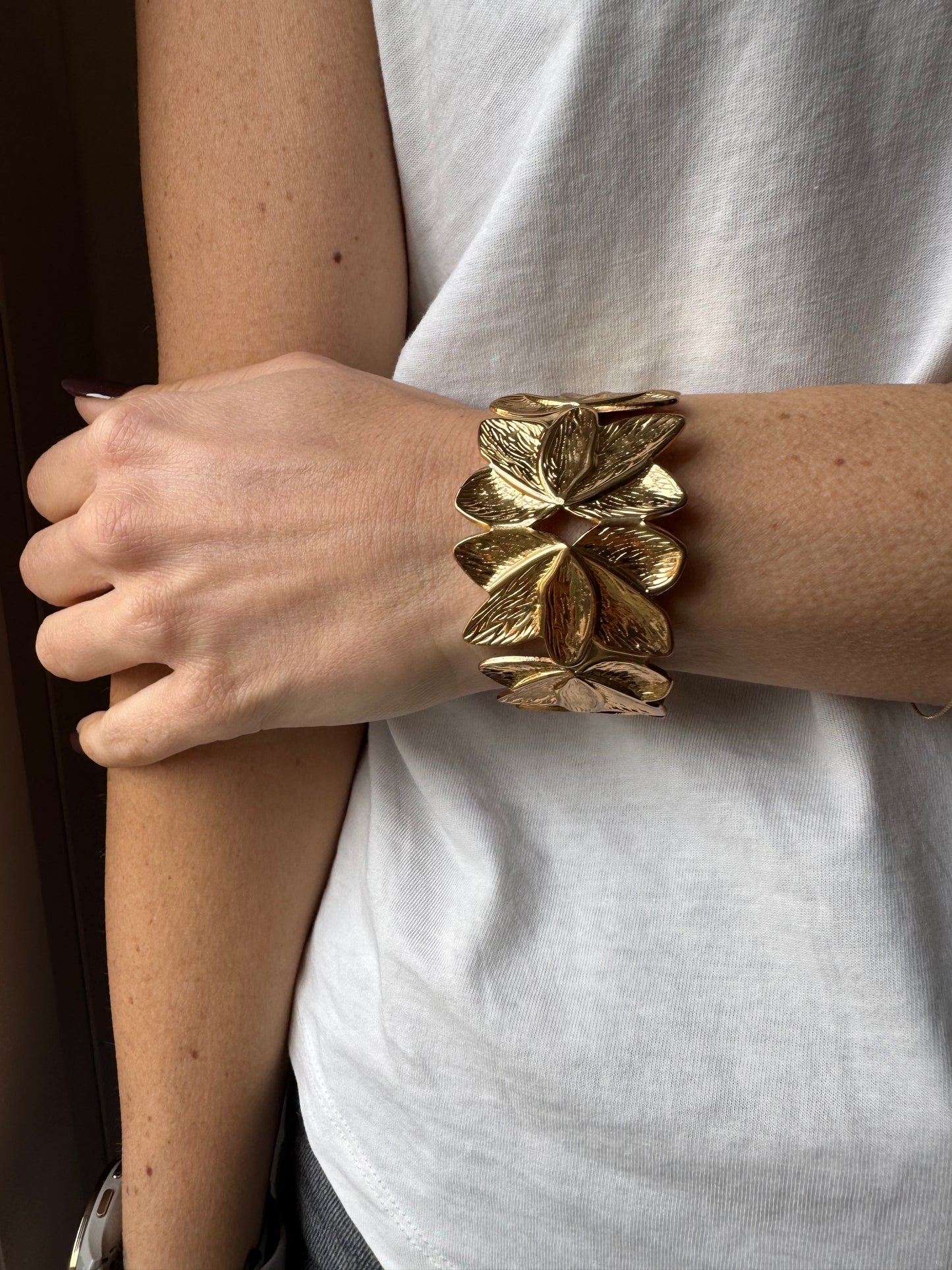 Bracciale rigido fiori