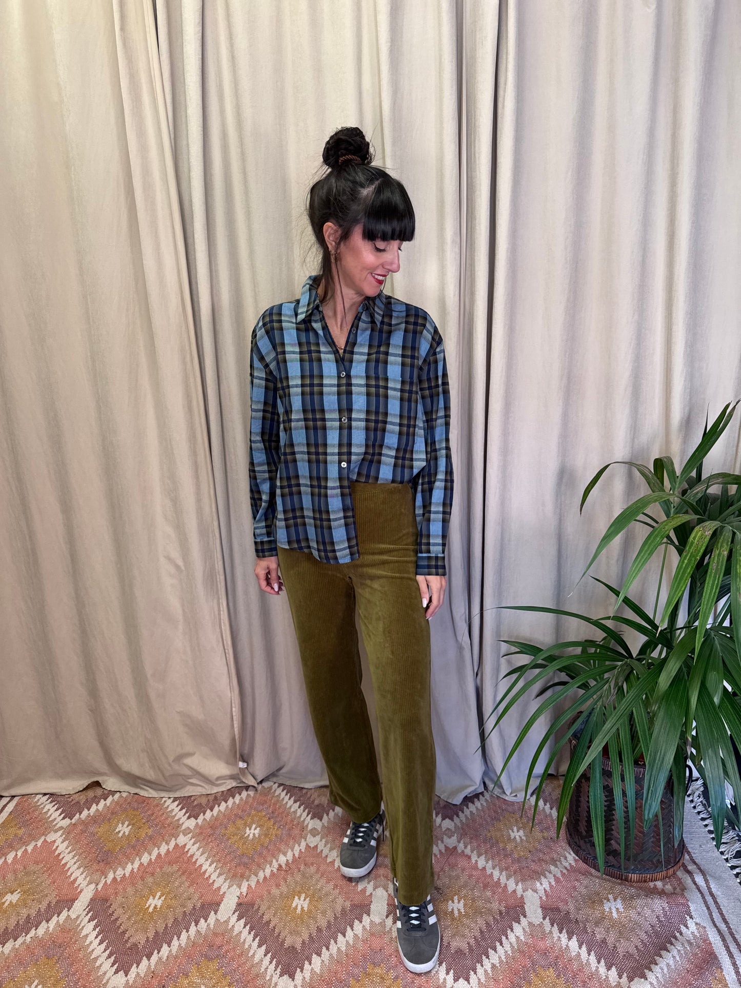 Pantaloni in velluto oliva Nice Things