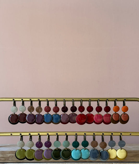 Orecchini due tondi smaltati Unique