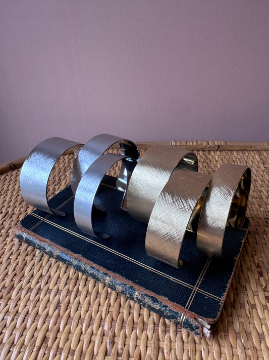 Bracciali rigidi satinati OA