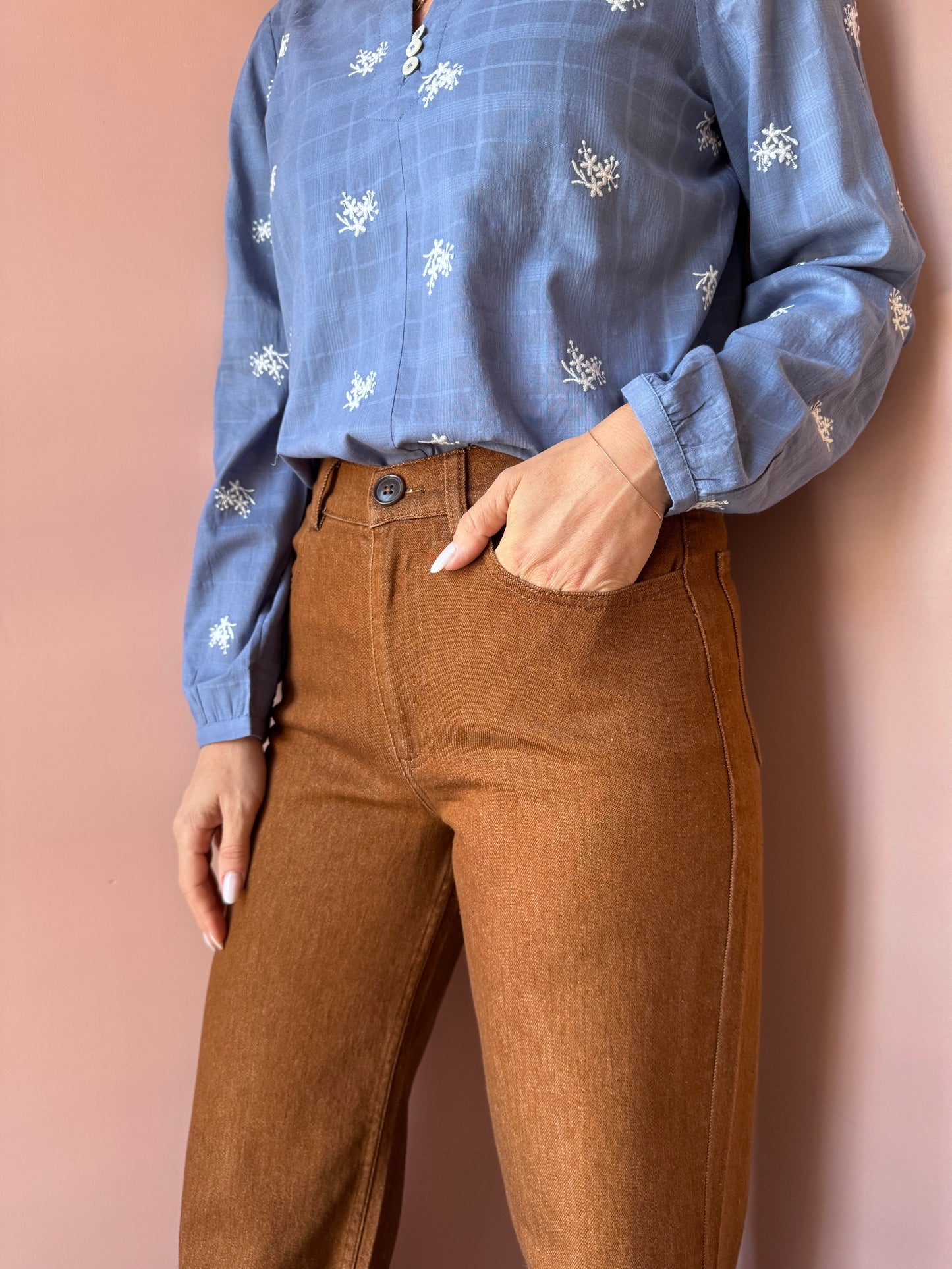 Pantaloni nocciola Nice Things