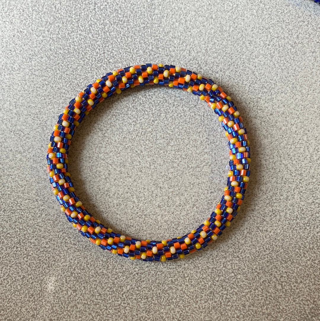 Bracciali tubolari con perline