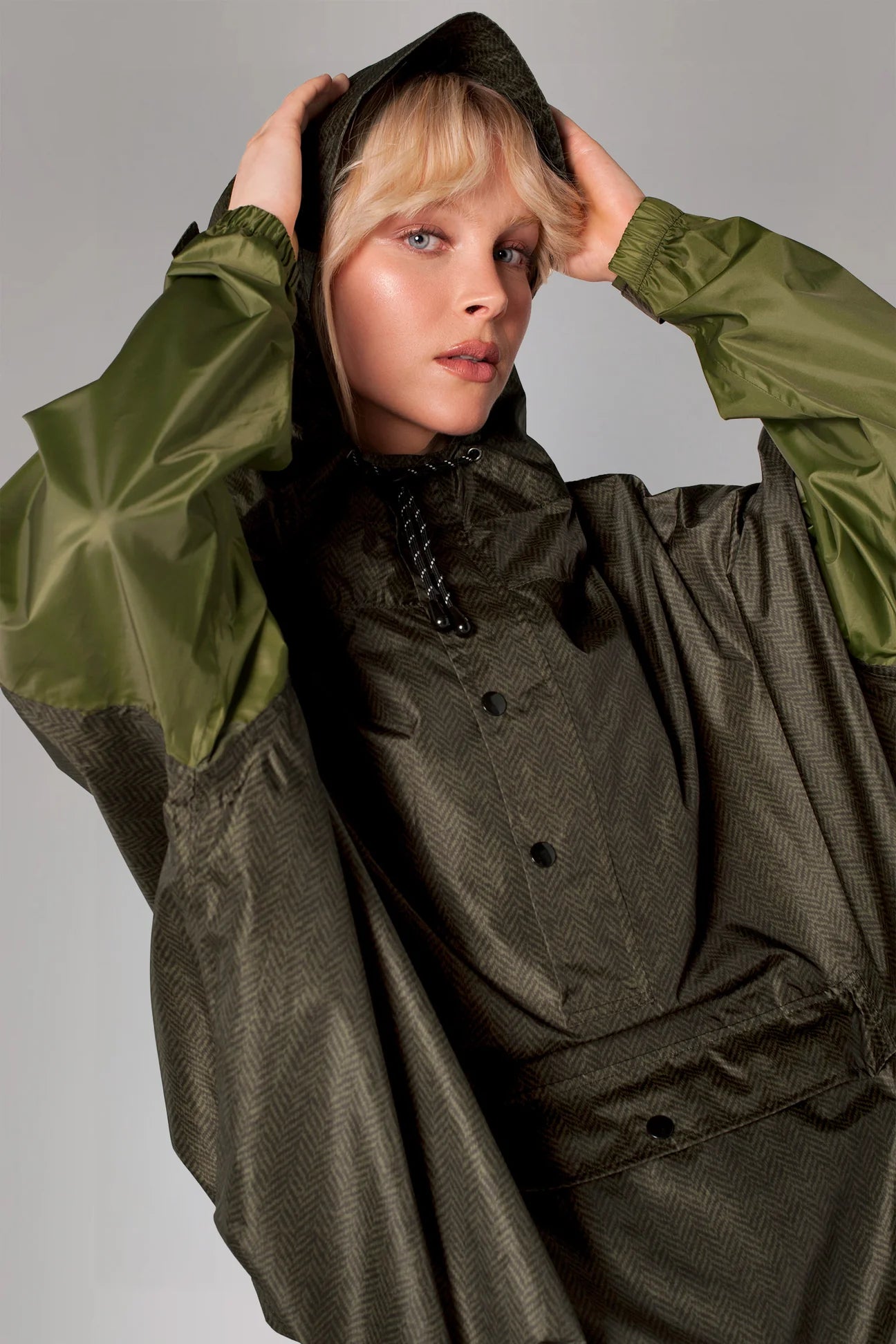 Anorak verde RAIN KISS