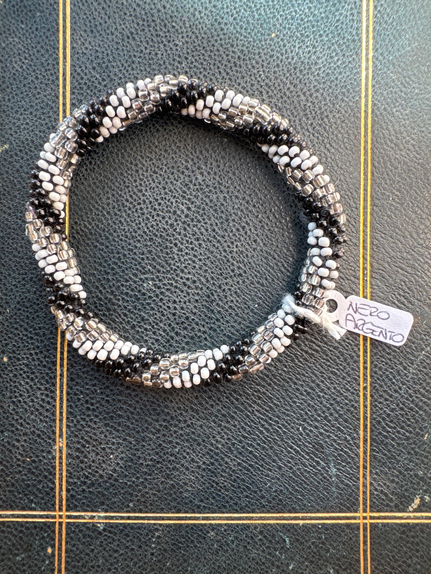 Bracciali tubolari