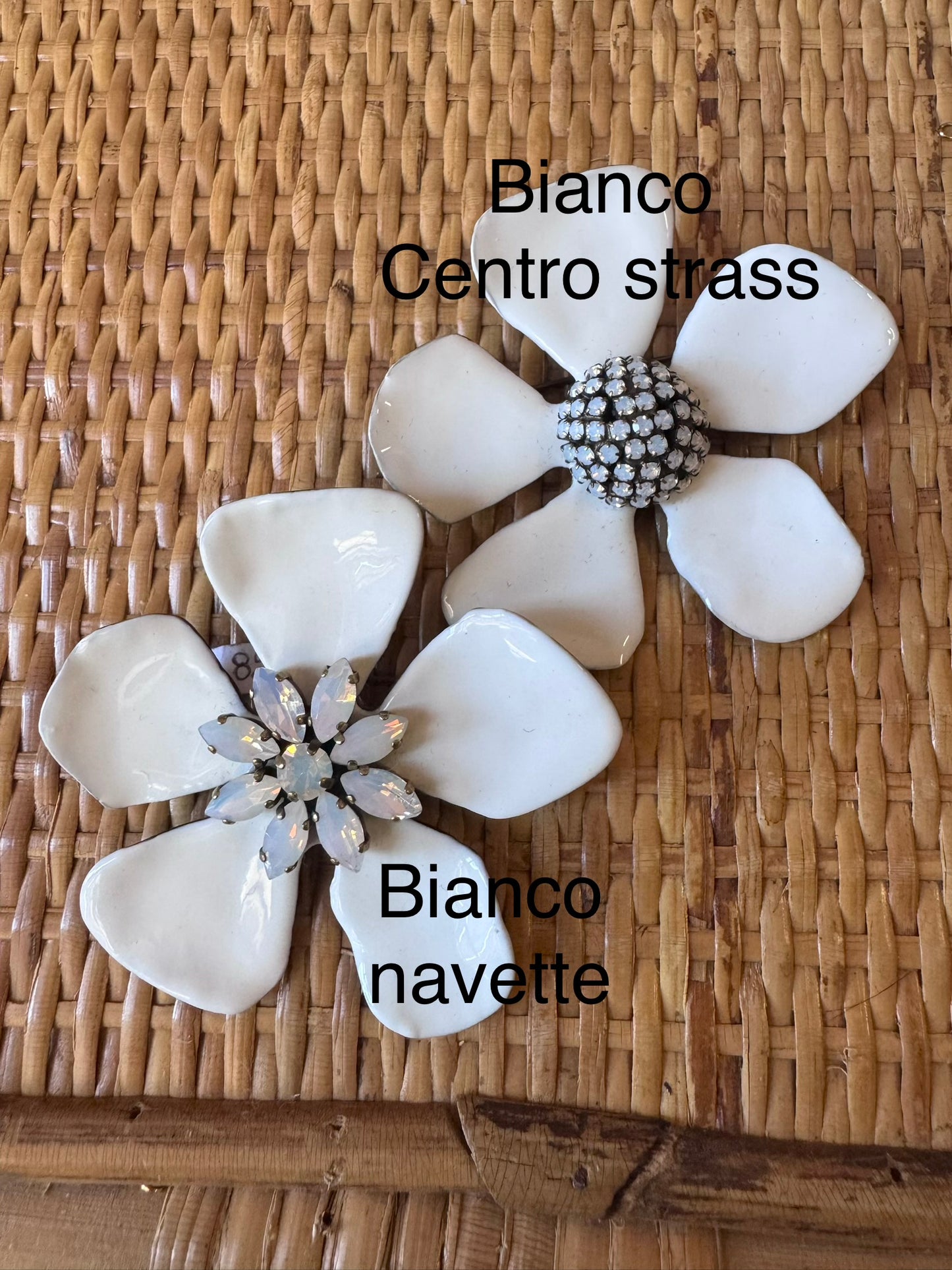 Spille fiore smaltato UNIQUE