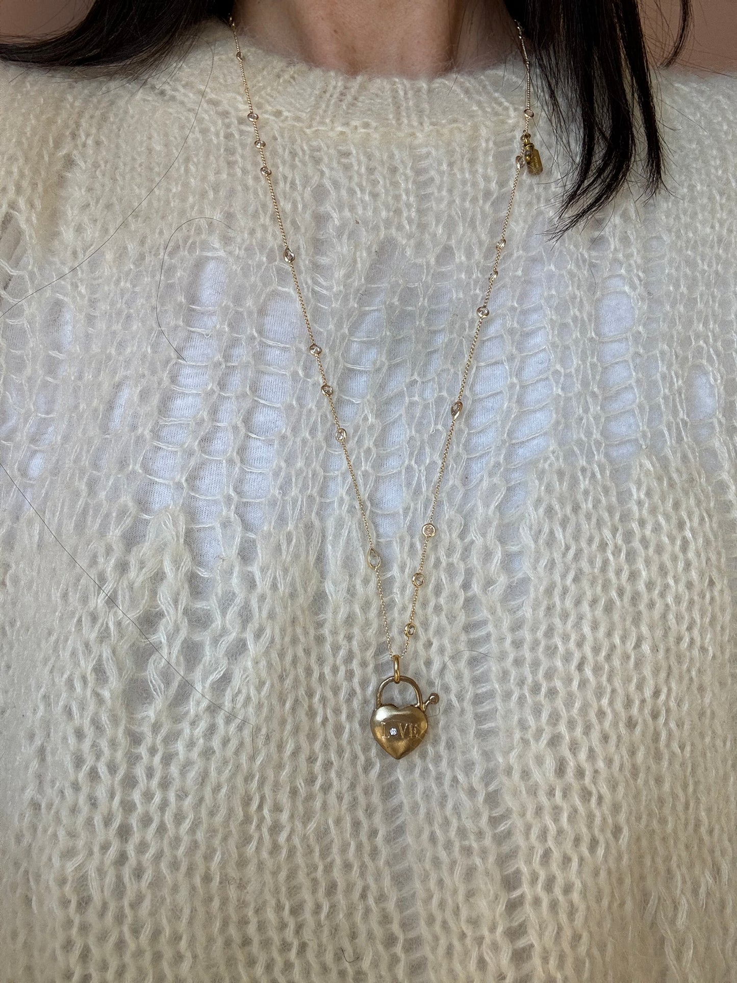 Collana rosario zirconi e lucchetto a cuore con incisione L|UNA