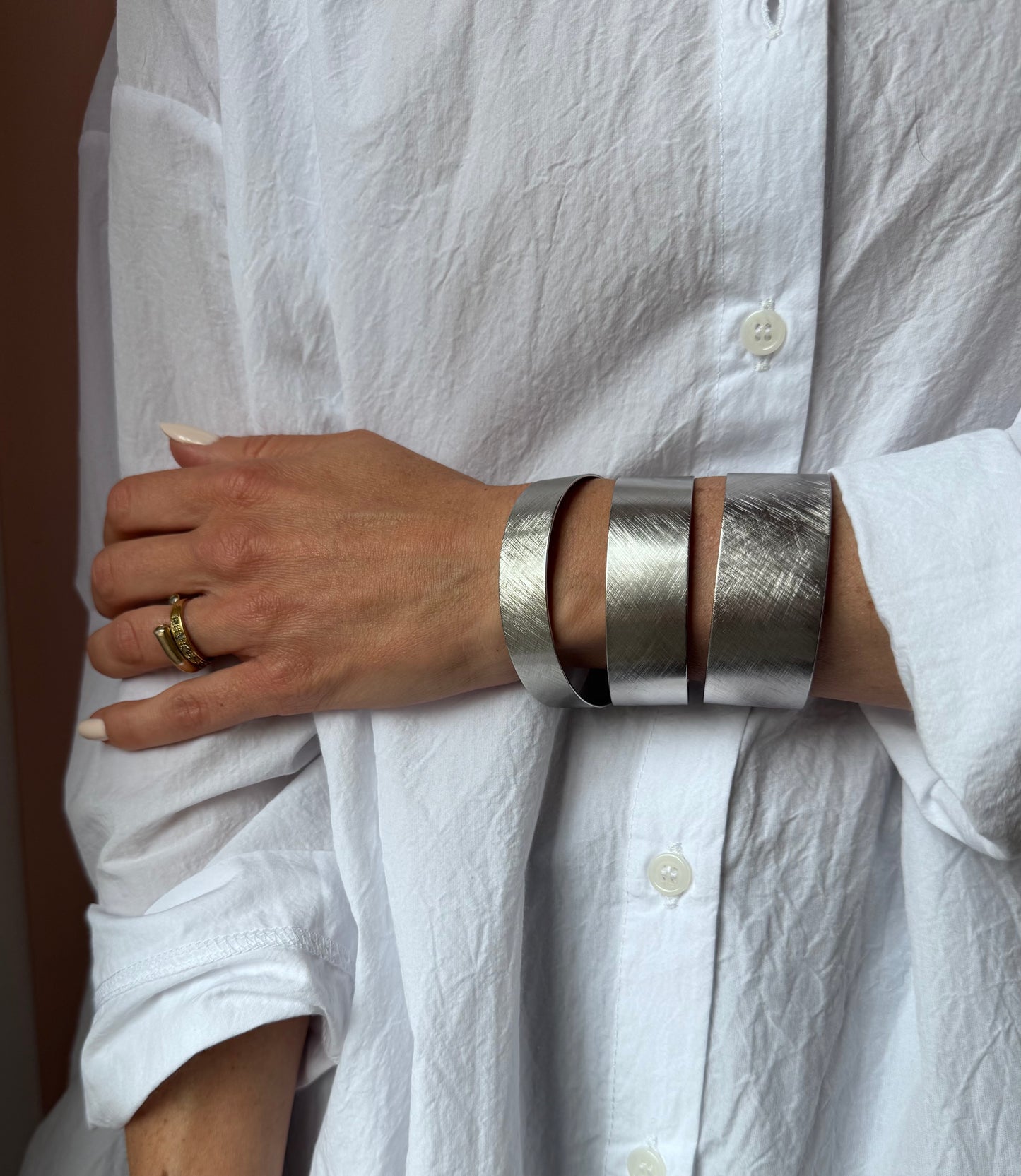 Bracciali rigidi satinati OA