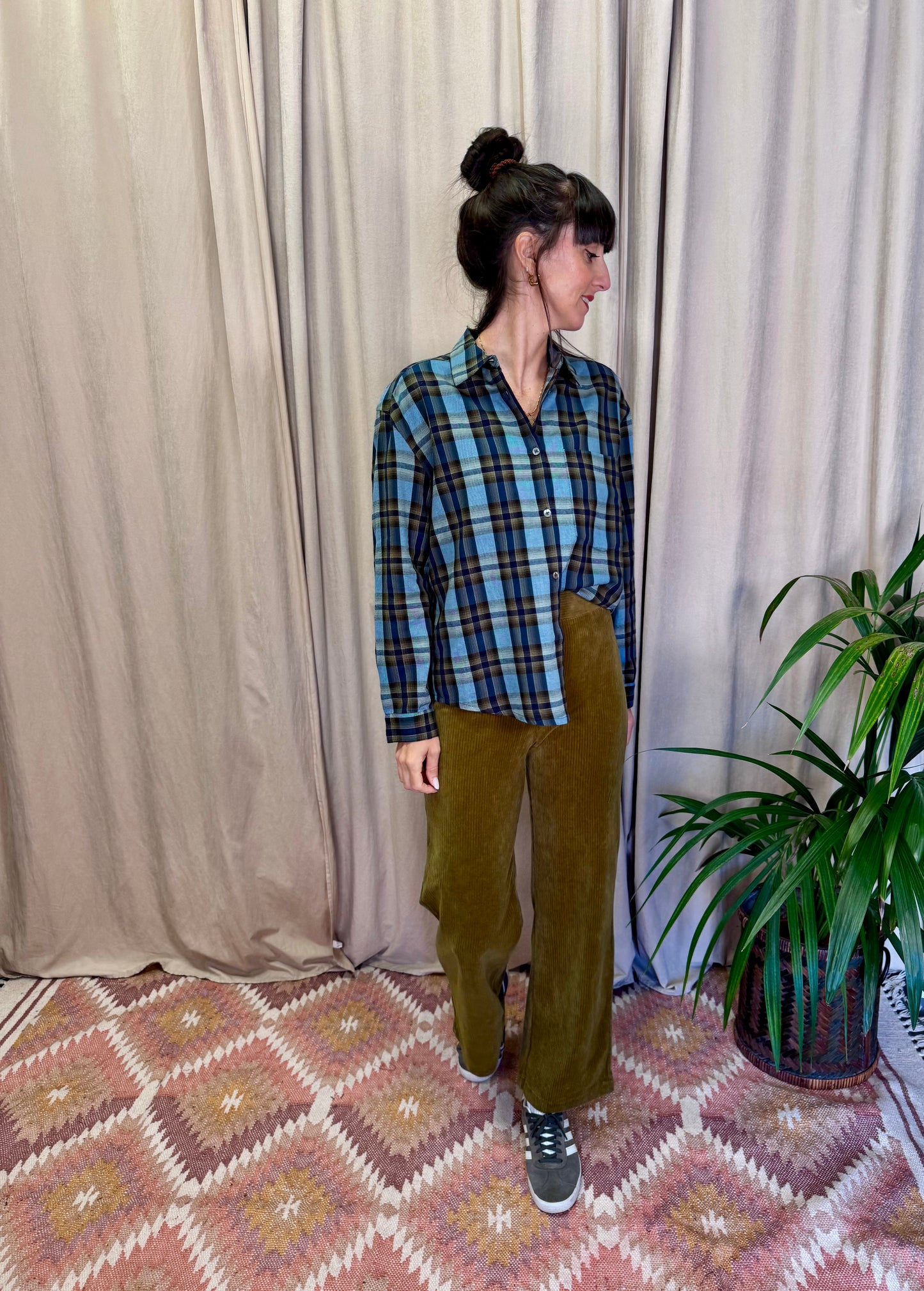 Pantaloni in velluto oliva Nice Things
