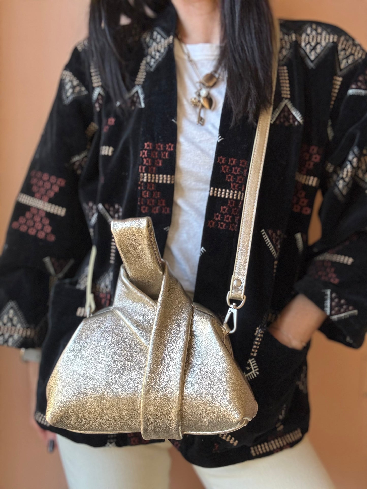 Giacca in velluto ricamata