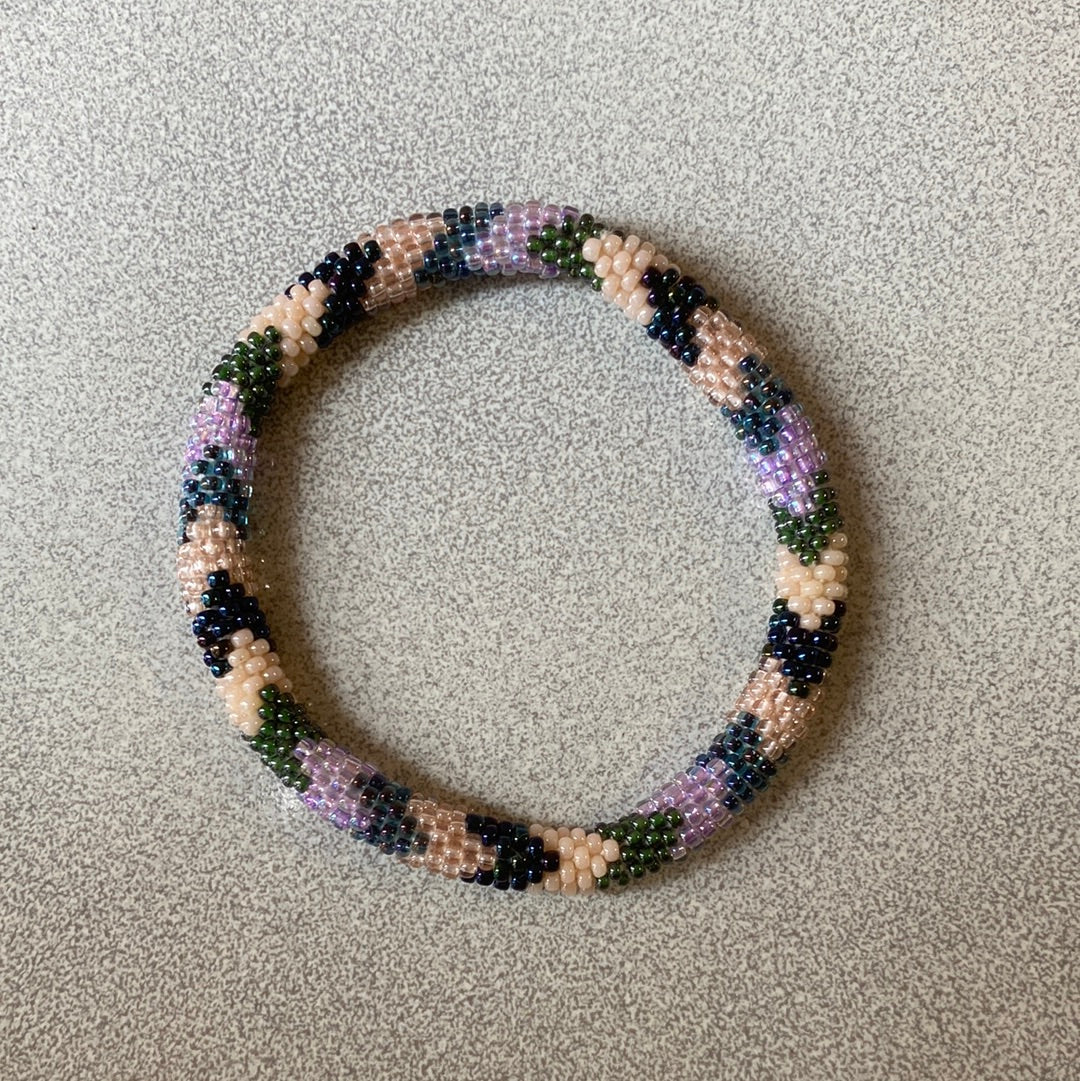 Bracciali tubolari con perline