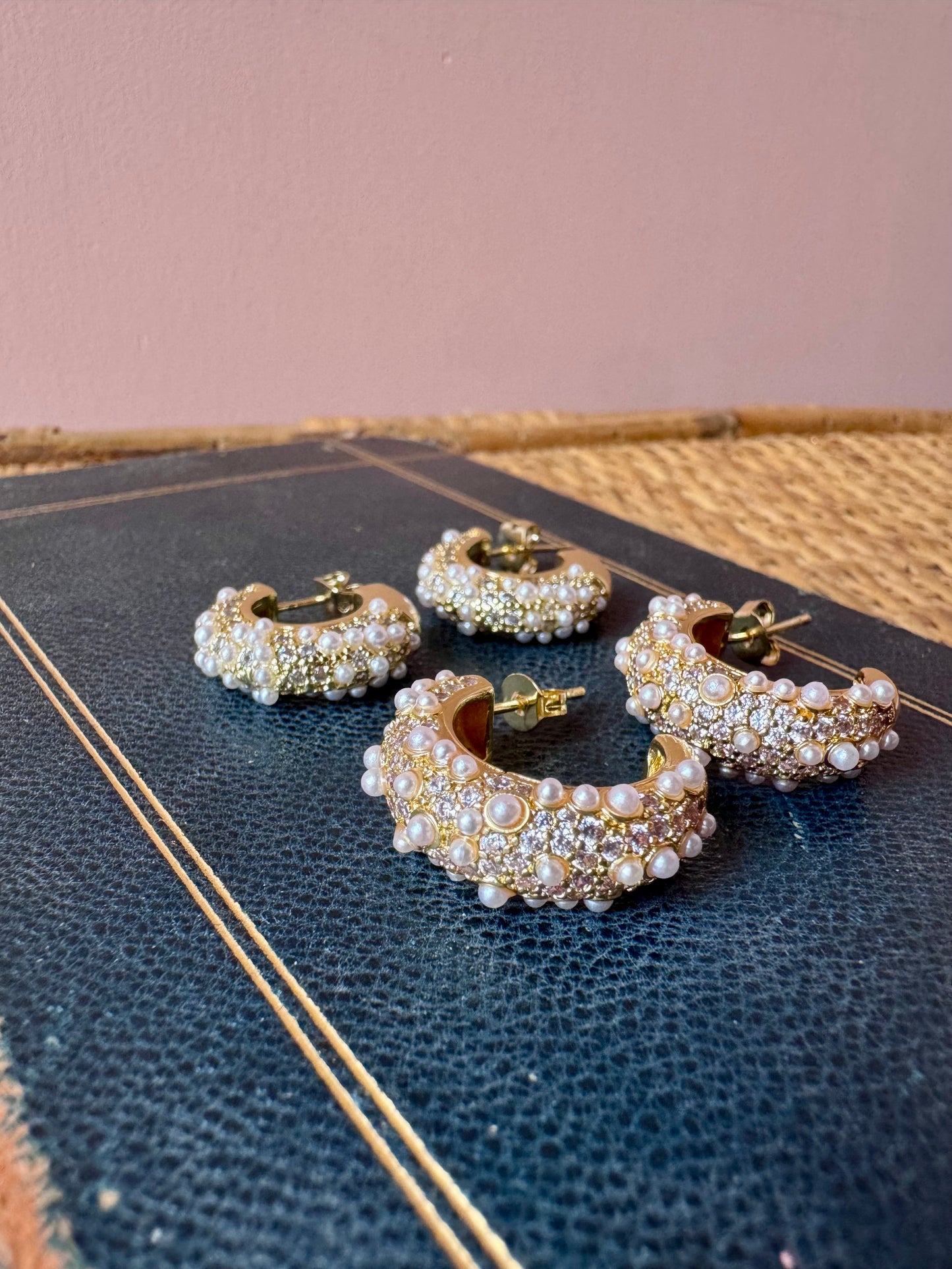 Orecchini CERCHIO CON PERLE