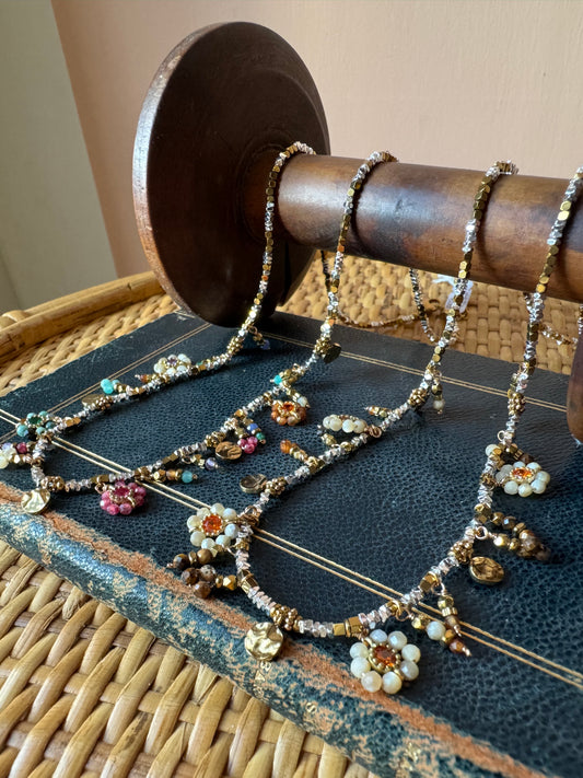 Girocollo charms Margherite