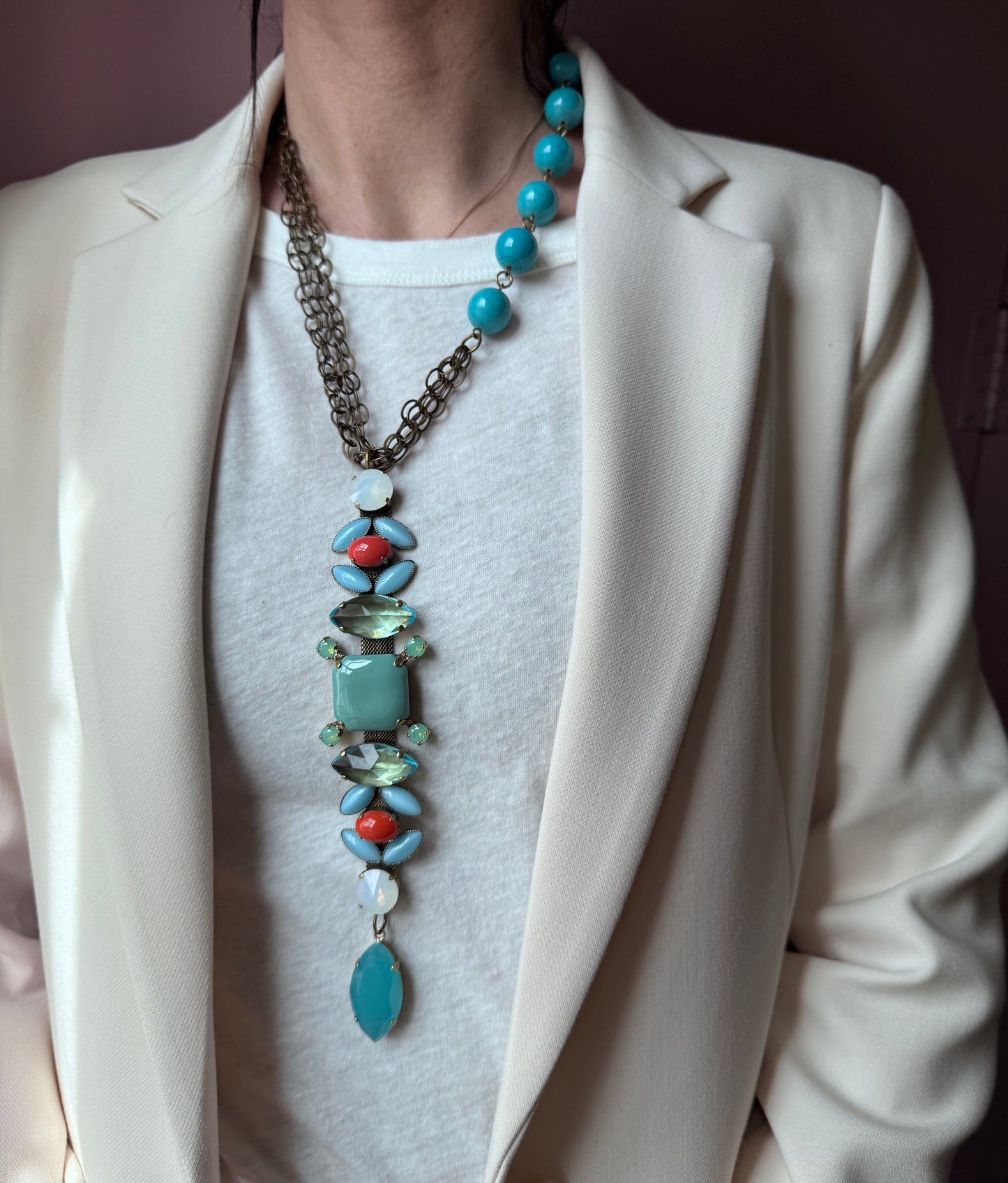 Collana Pavé azzurro acqua e corallo UNIQUE