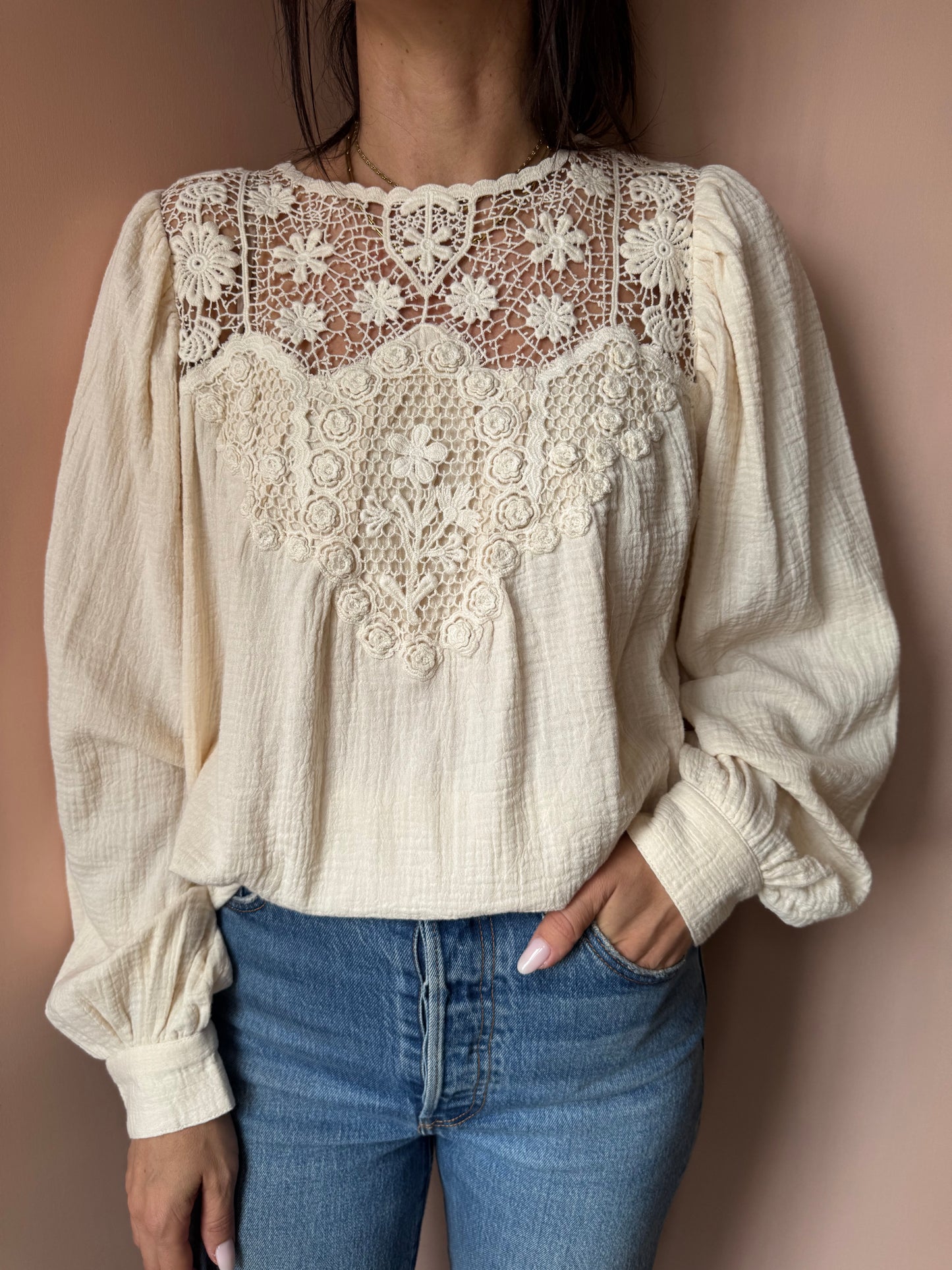 Blusa Riya panna Louise Misha