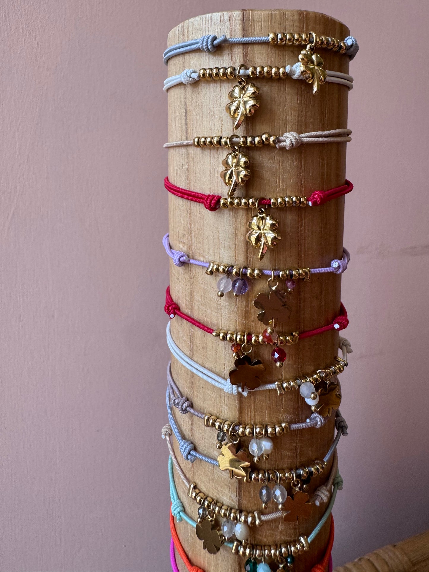 Bracciali elastici regolabili