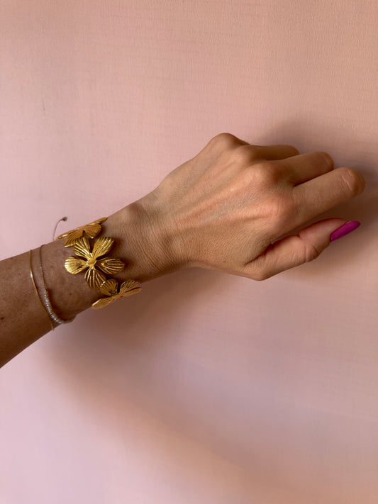 Bracciale rigido fiori