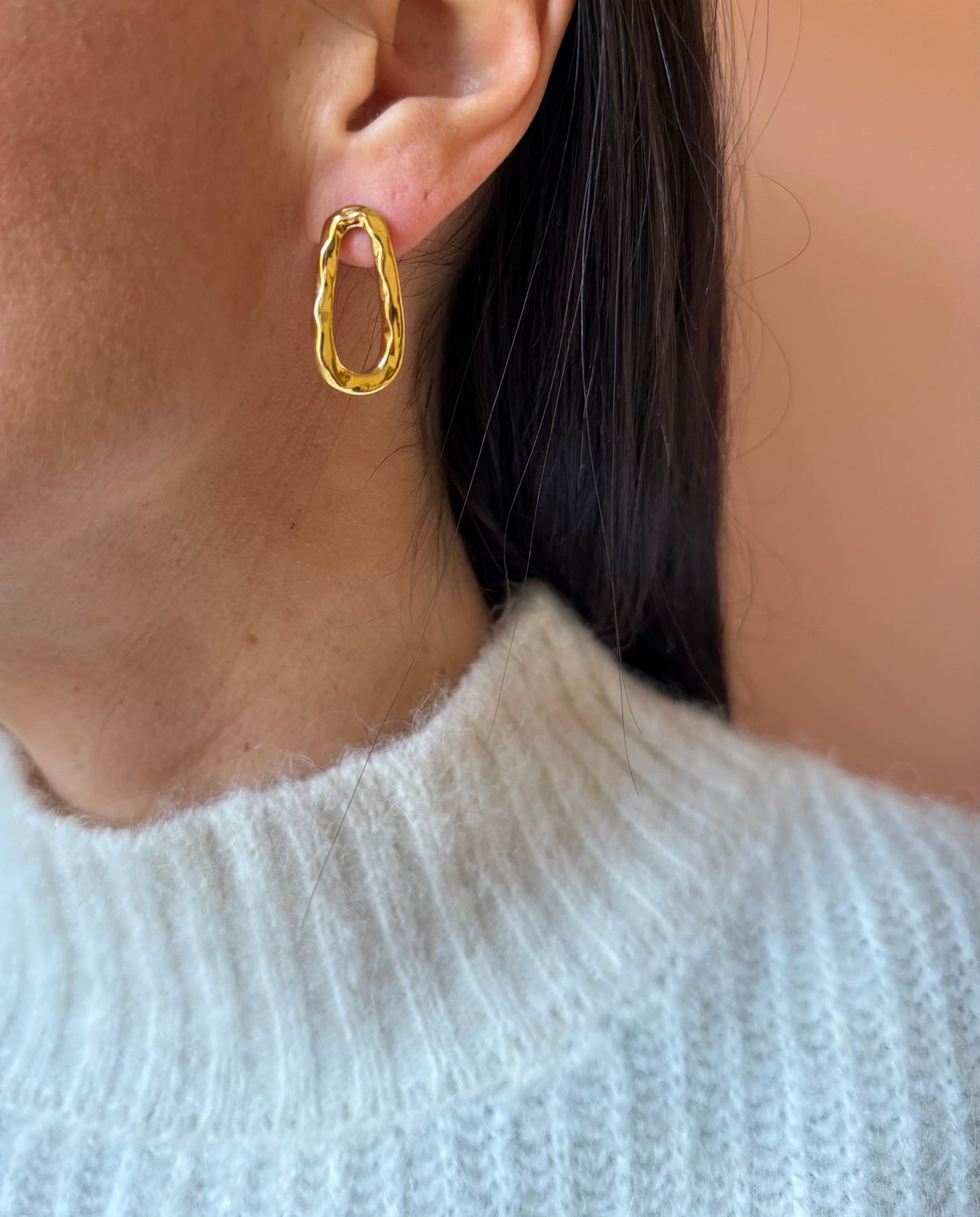 Orecchini goccia martellata