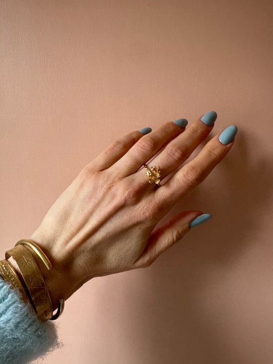 Anello fiore placcato oro