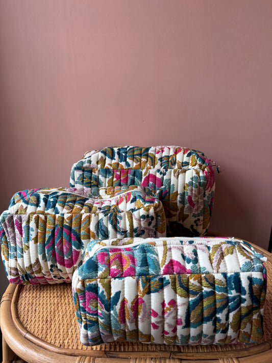 Beauty matelassé acqua e fucsia