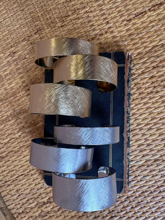 Bracciali rigidi satinati OA