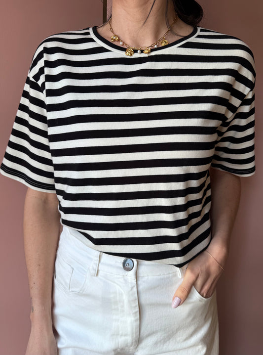 T-shirt Mindy riga nero Madame Venice