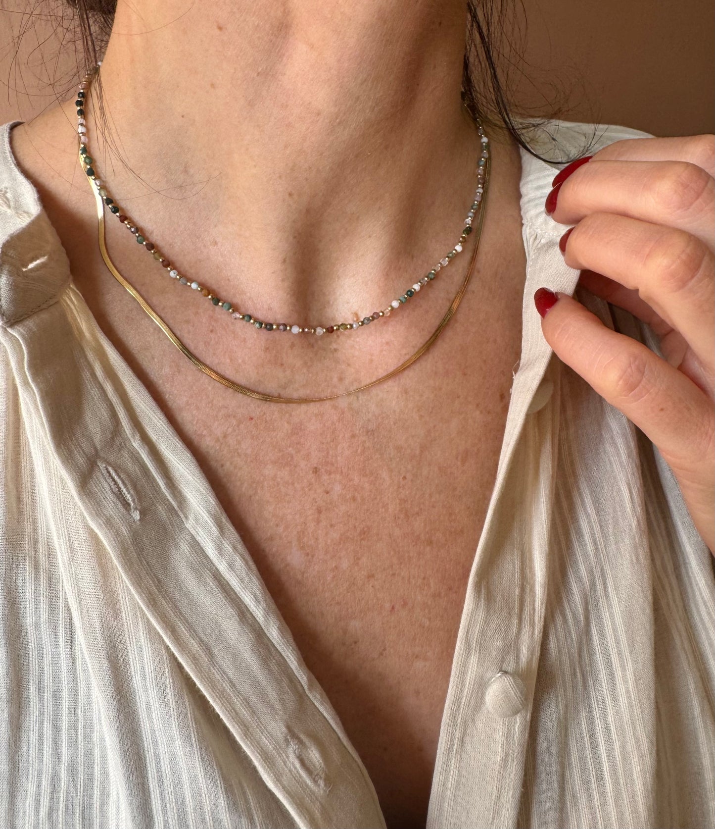 Collana scia dorata con pietrine