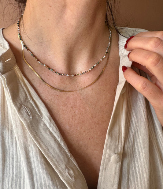 Collana scia dorata con pietrine