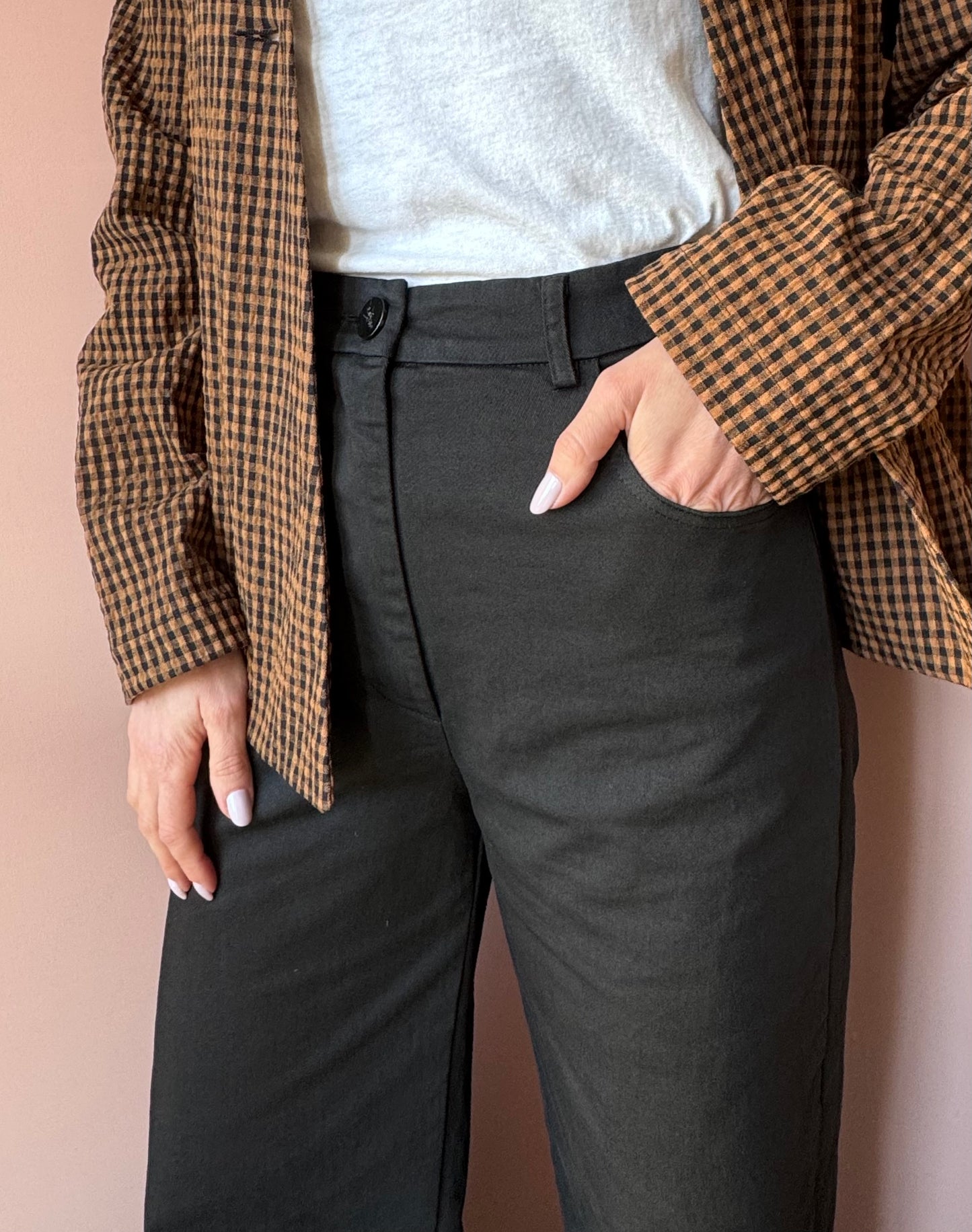 Pantaloni svasati neri Neirami