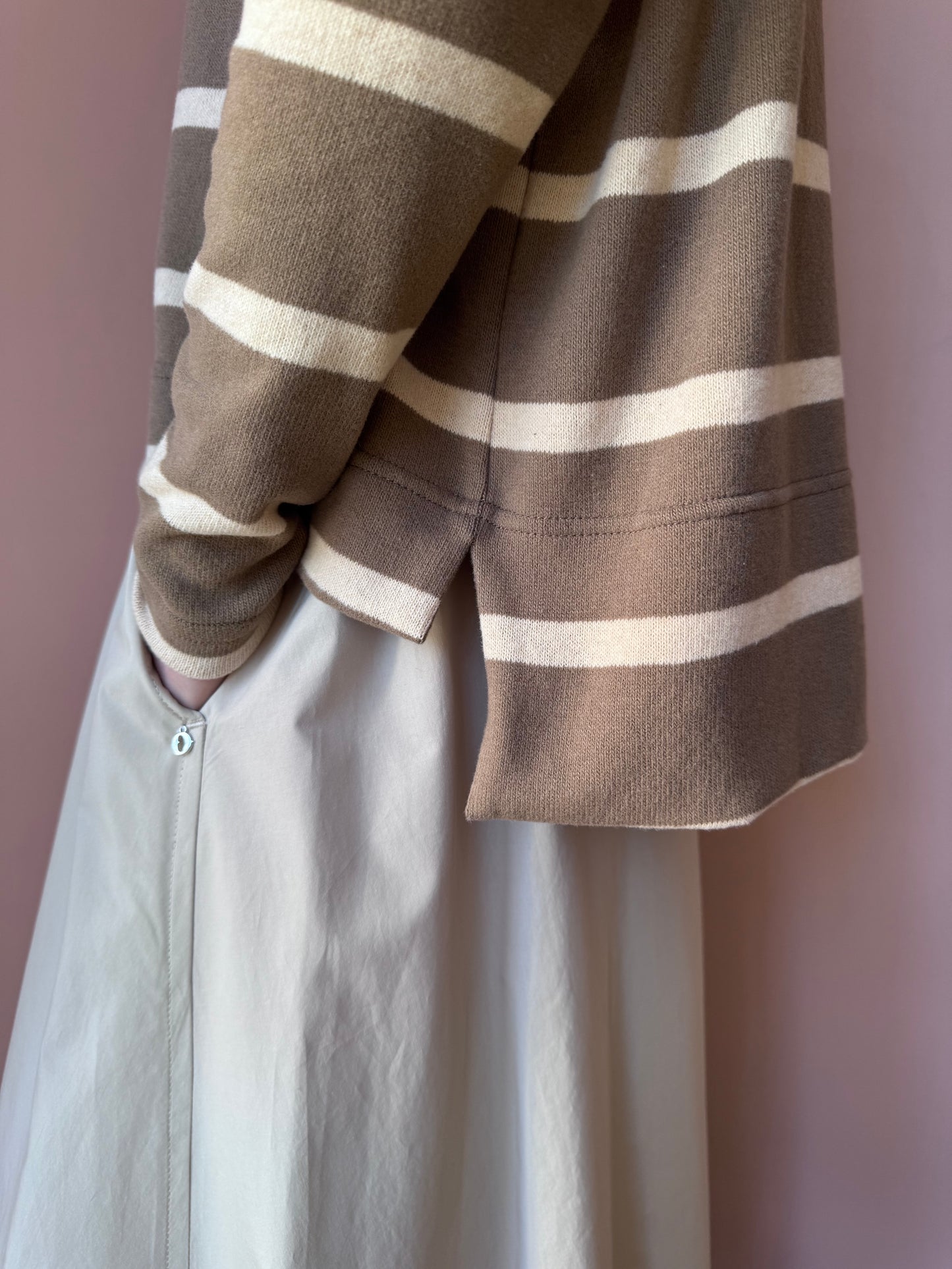 Maglia Alison righe cumino MamaB