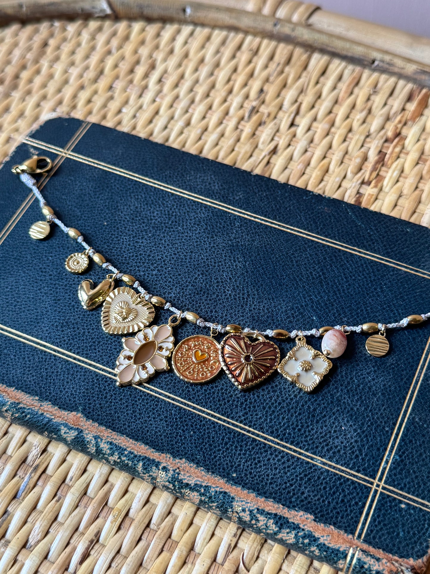 Bracciale Amuleti rosone