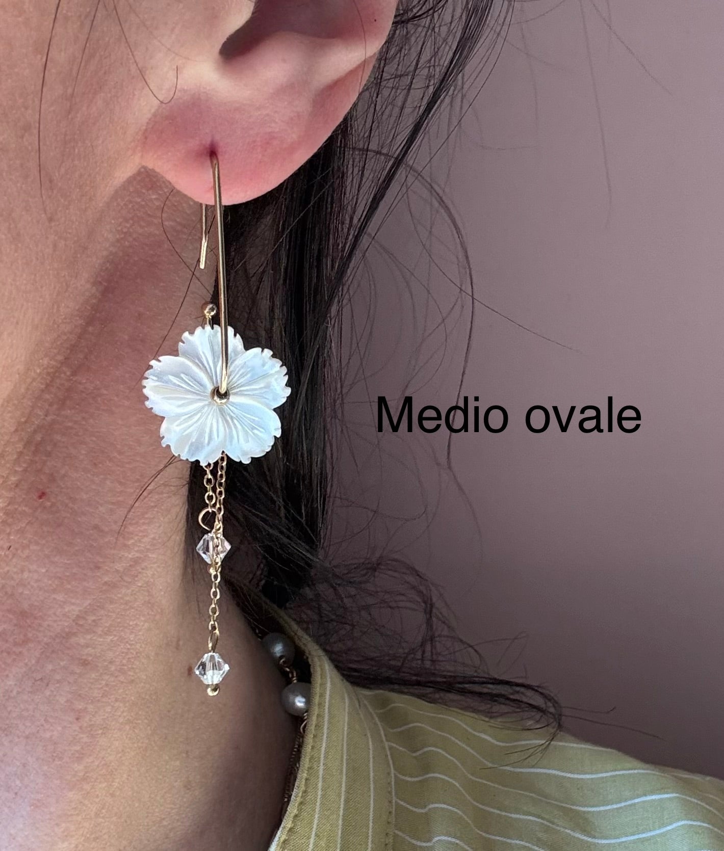 Orecchini fiore Madreperla pendenti