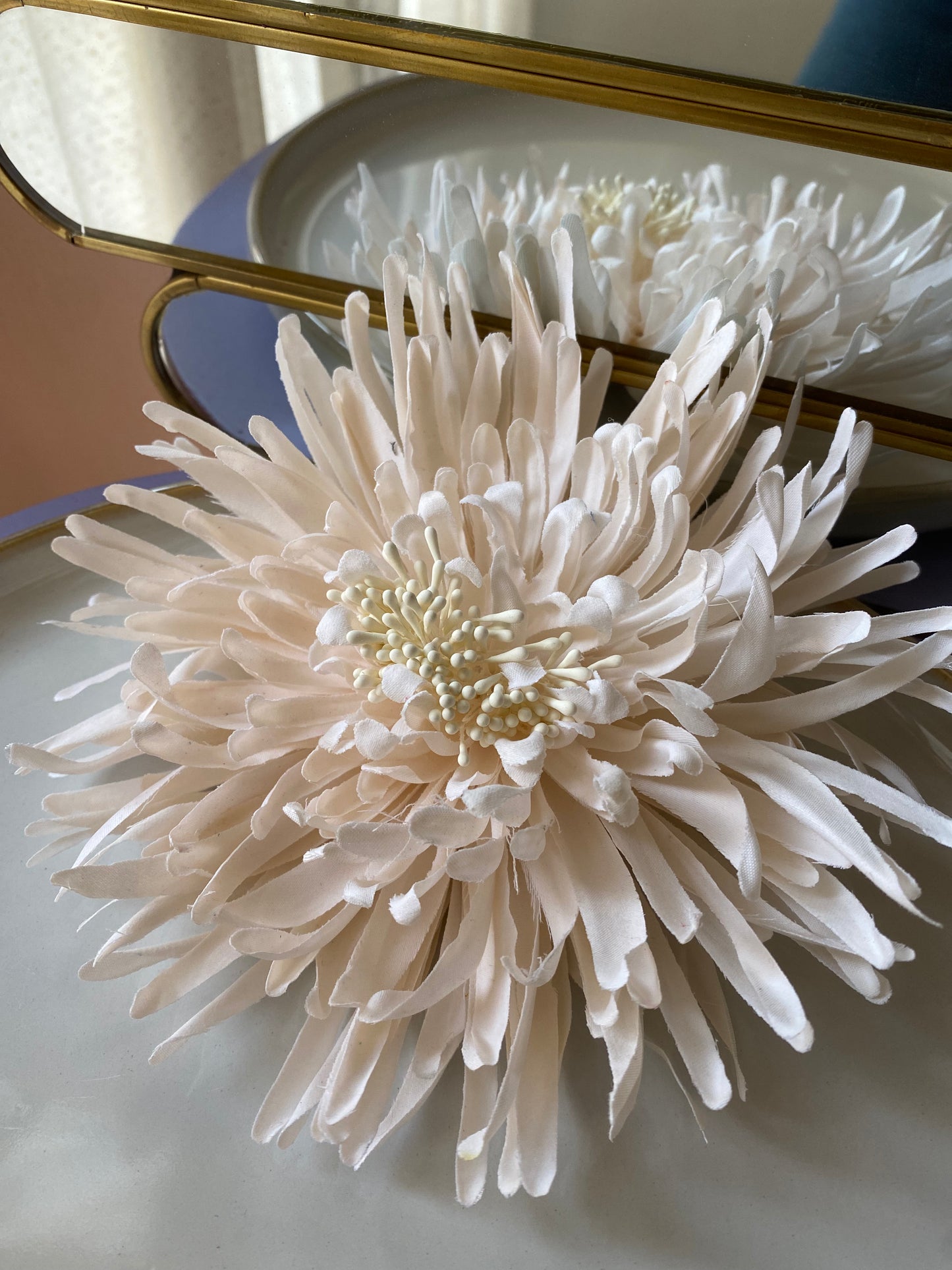 Spilla Crisantemo tessuto grande