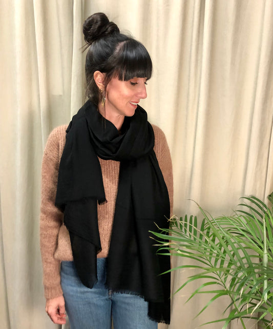 Sciarpe tinta unita in garza di lana